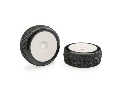 Matrix Racing Nova Soft 1:8 Buggy Reifen auf weißen Felgen